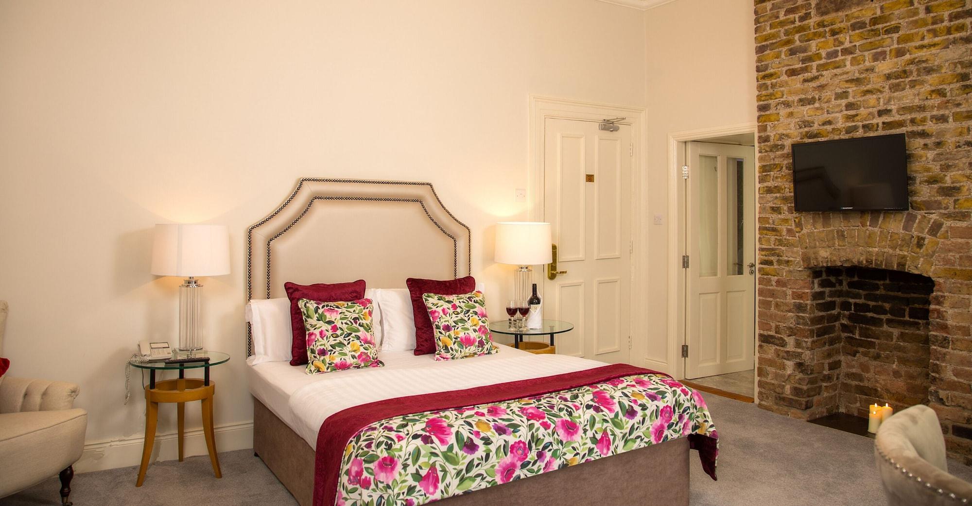 Cork'S Vienna Woods Hotel & Villas Exterior foto